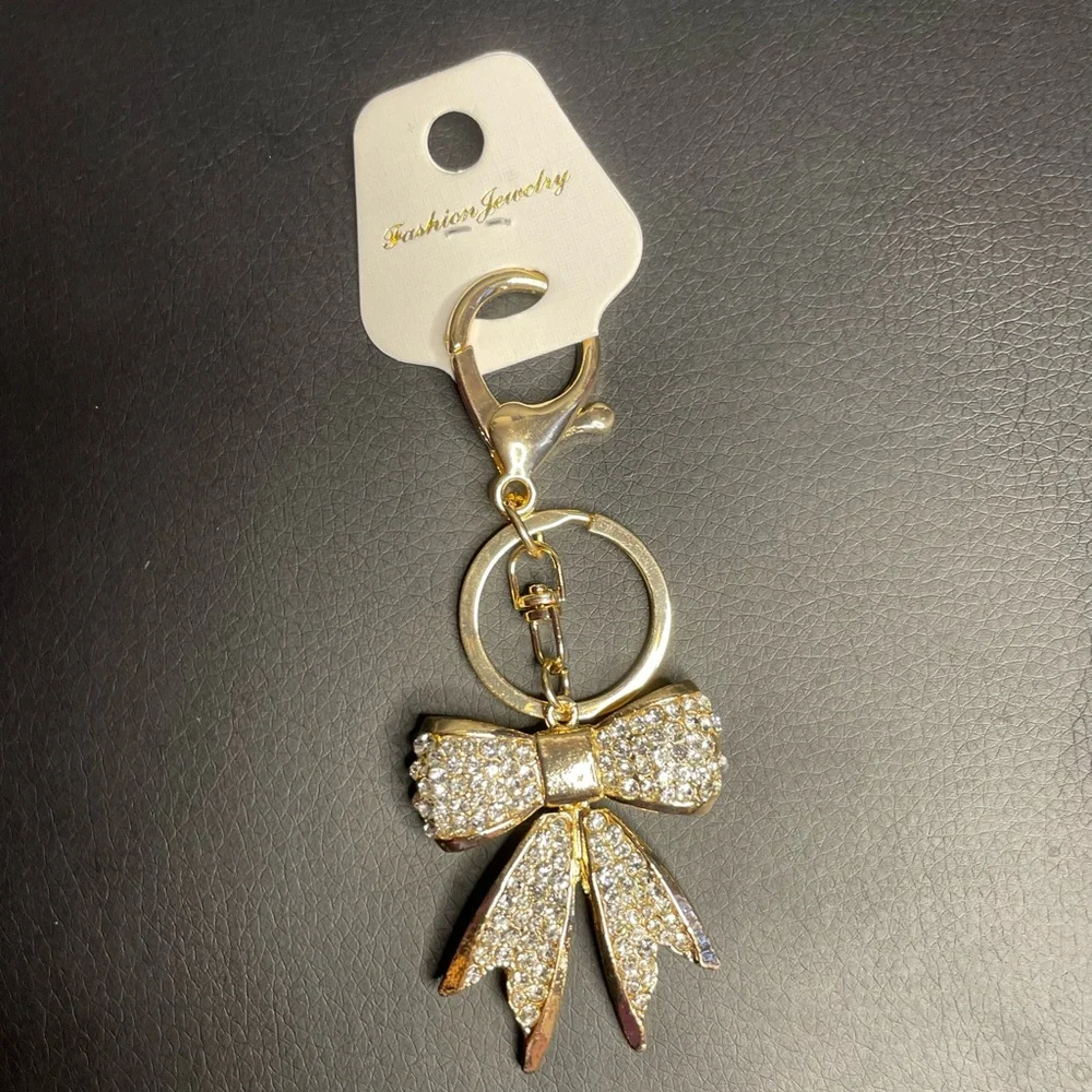 Bowknot Keychain Rhinestones 🤩 - Picture 4 of 5